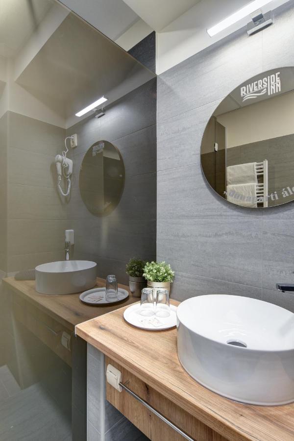 Riverside Inn - Dunaparti Szuteren Gyor Luaran gambar