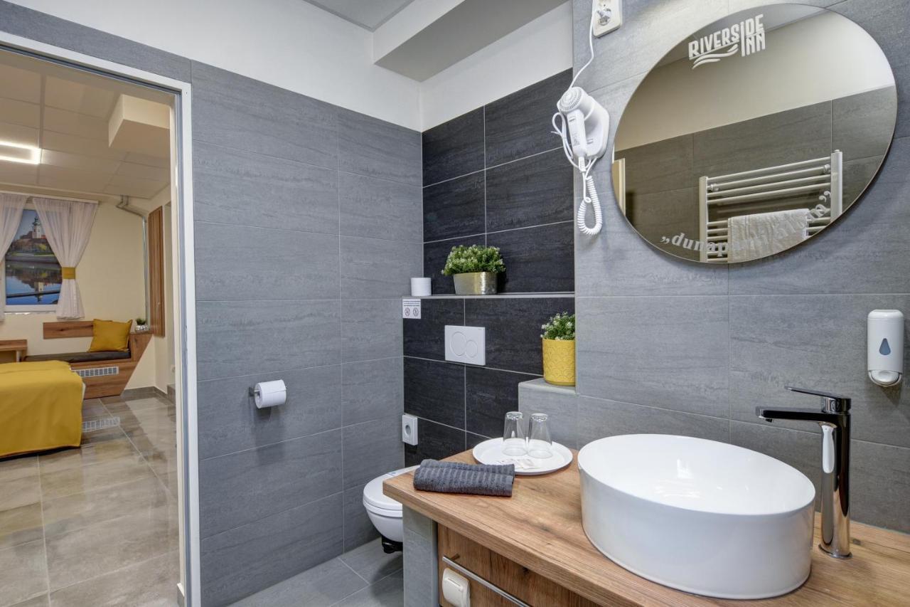 Riverside Inn - Dunaparti Szuteren Gyor Luaran gambar