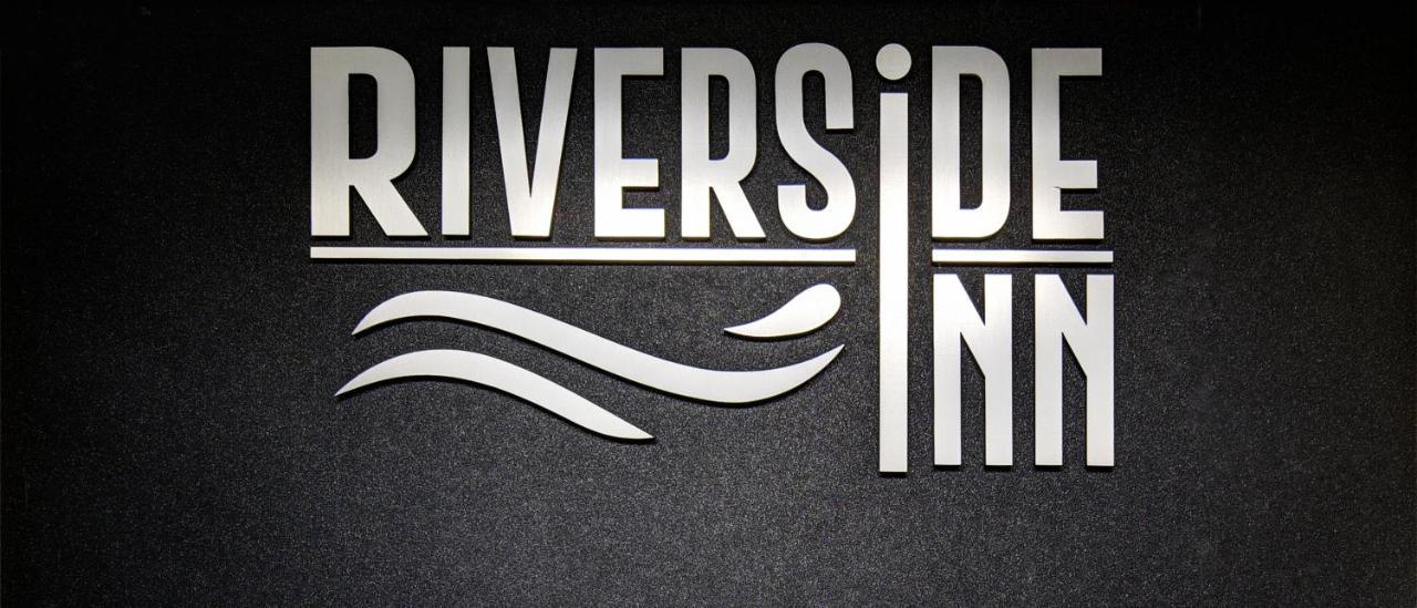 Riverside Inn - Dunaparti Szuteren Gyor Luaran gambar